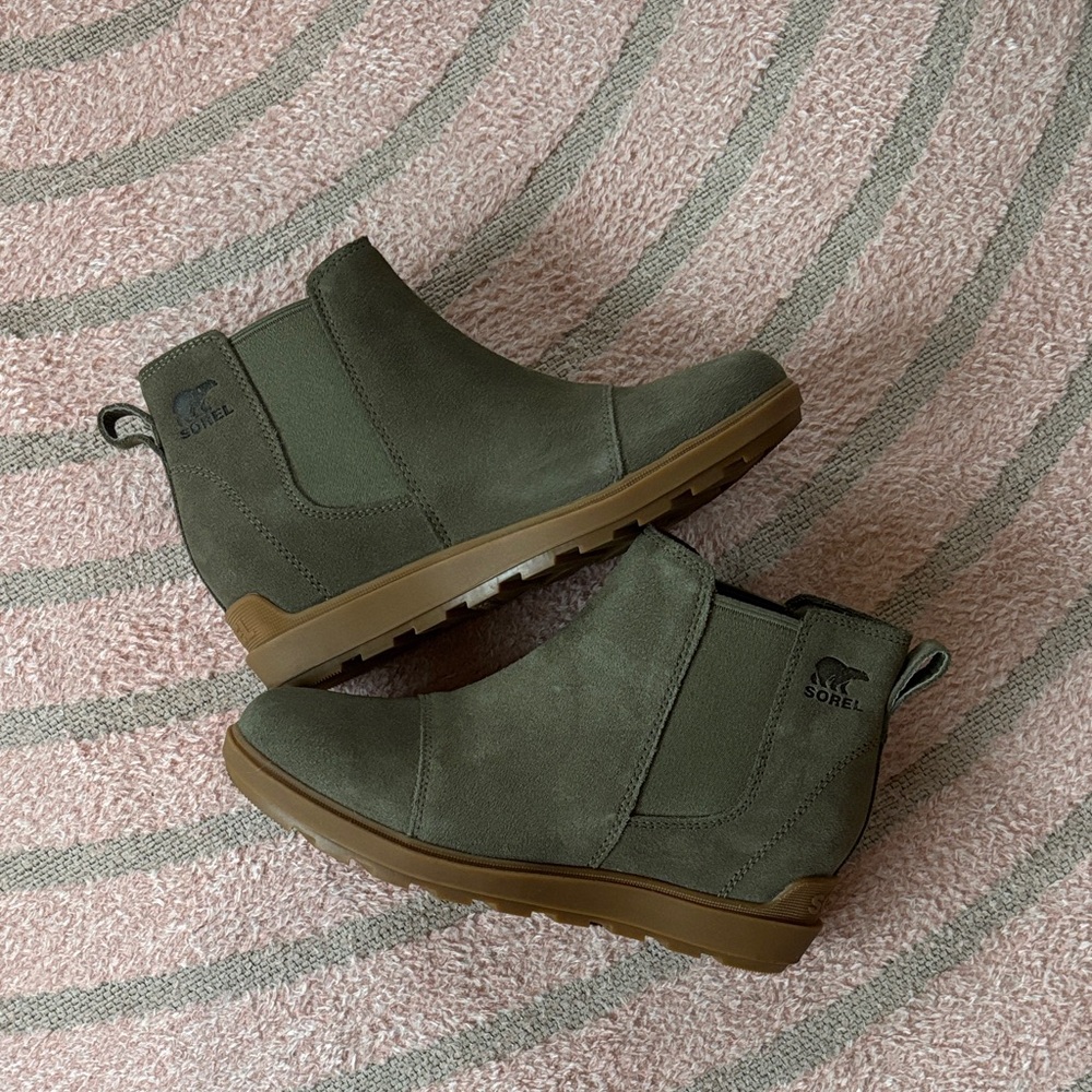 Sorel Gray Waterproof Chelsea Slip-On Ankle Boots
